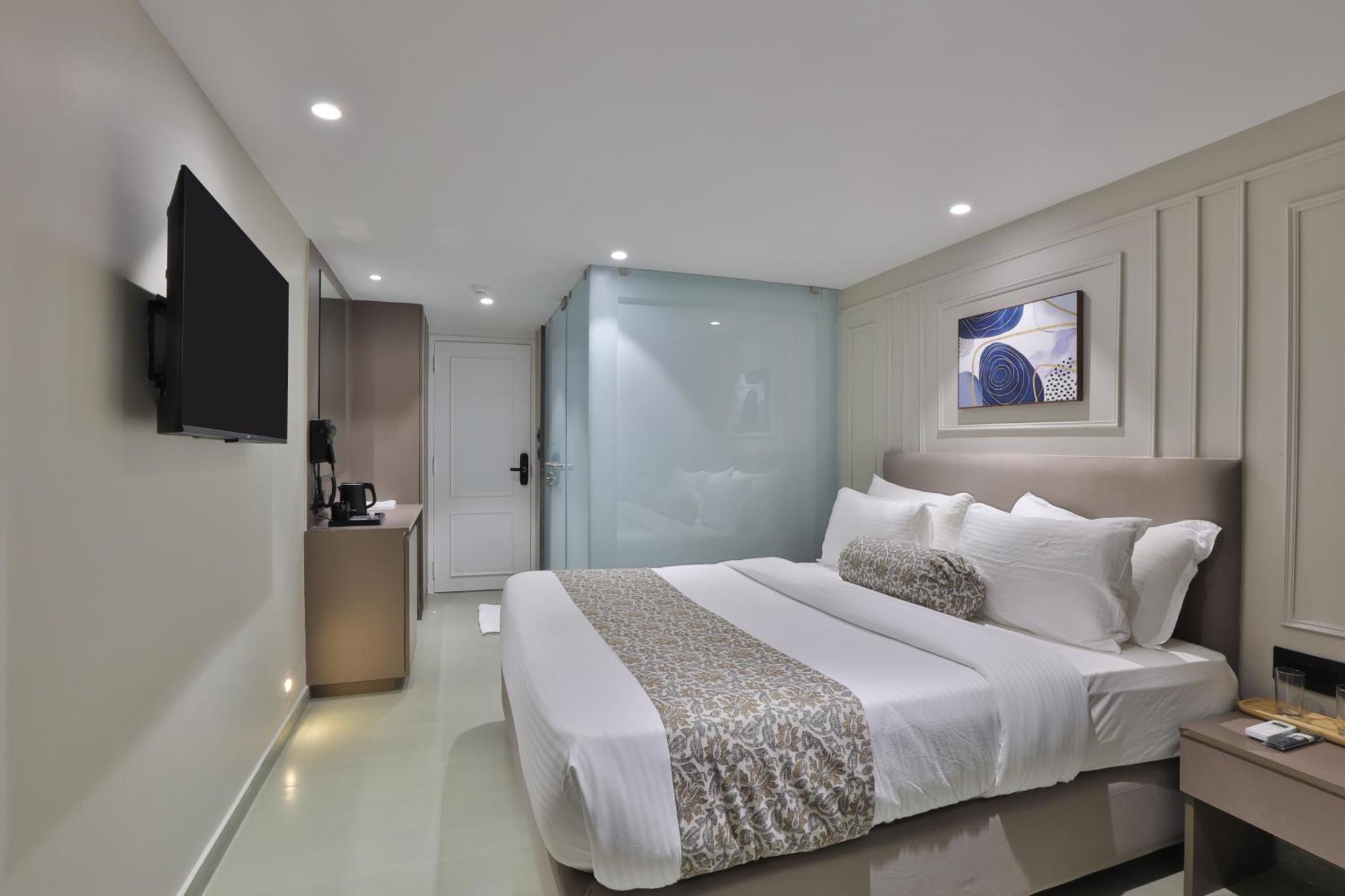 Hotel The Grand Suites Ahmedabad Eksteriør billede