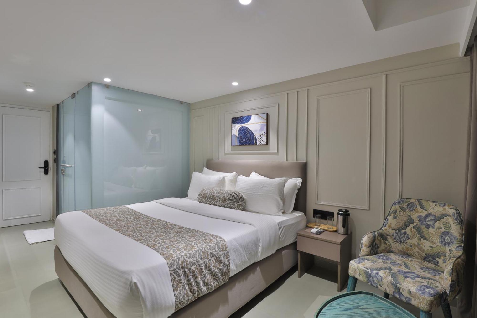 Hotel The Grand Suites Ahmedabad Eksteriør billede